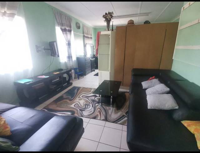 0 BEDROOM HOUSE FOR SALE IN ROBERTSHAM